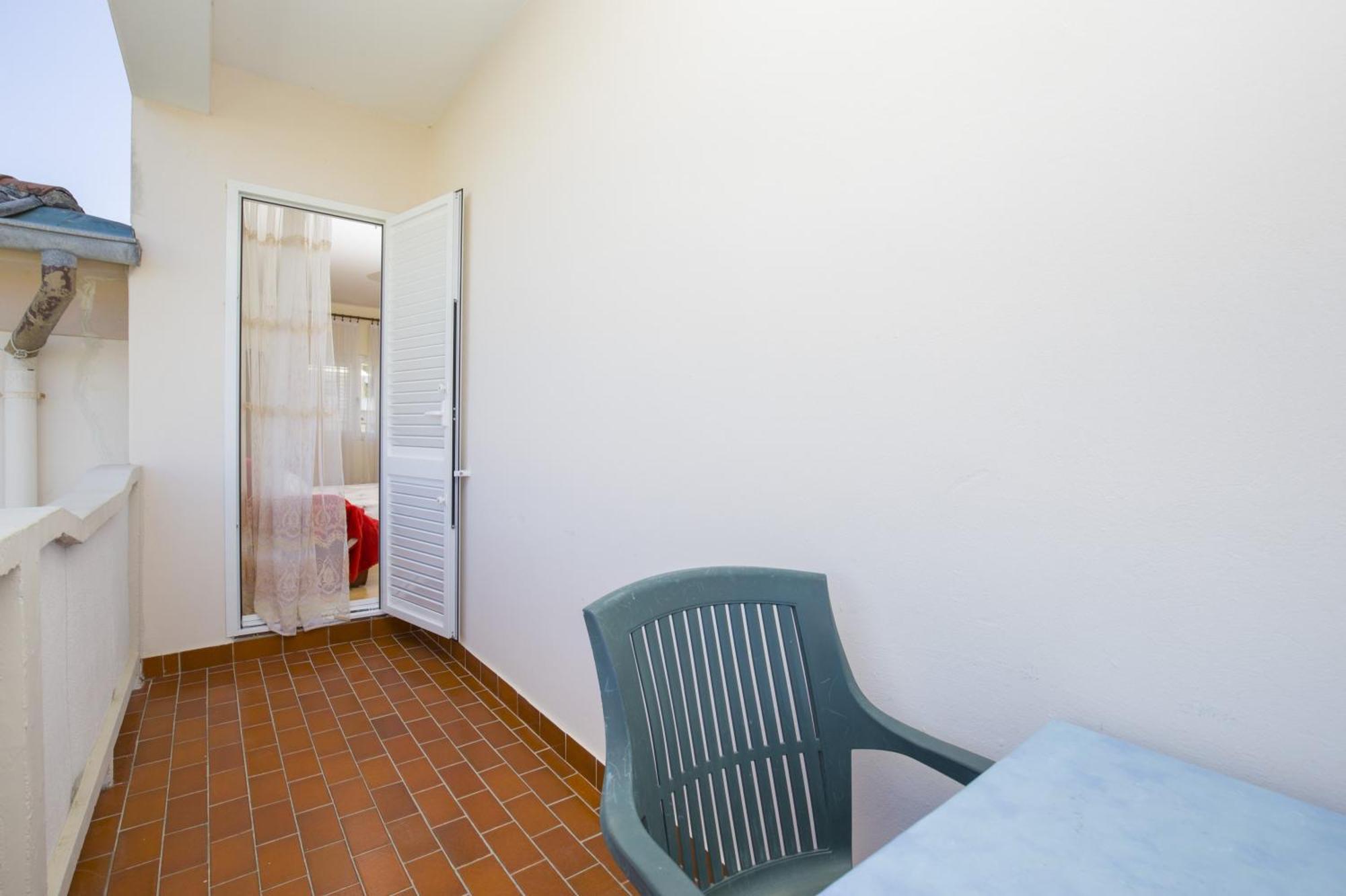 Rooms Padovan Banjol Exteriör bild